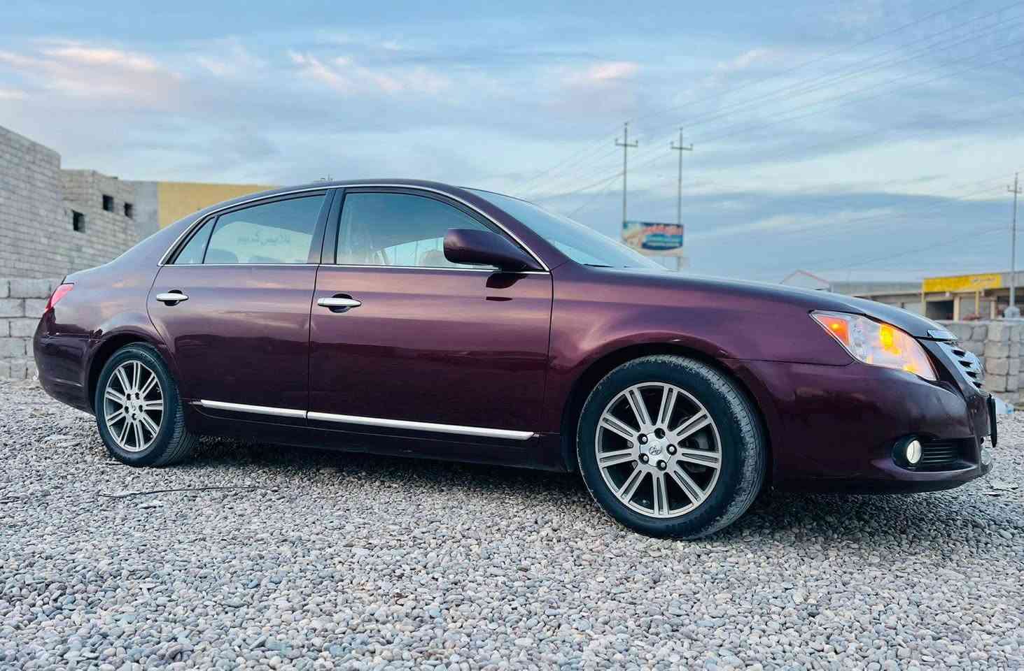 السلام عليكم 
تويوتا افلون موديل 2008 وارد امريكي 
رقم نينوى الماني شرط التحويل 
السيارة بدون ضرر فقط راس الجاملغ الامامي صبغ شي قليل والباقي مكفول 
گير ومحرك شرط بالباكيت 
طخم تايرات وحدادية جديد 
السيارة جاهزة وجديدة ماتحتاج مصرف 
السعر 120$ وبيها مجال بسيط 
وترهم مراوس اخذ فرق انطي فرق حسب القناعة 
للاستفسار ***********
