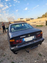 بي ام 520 رقم الماني محرك كبس كير عادي شرط محرك وكير سياره جاهزه مراوس...