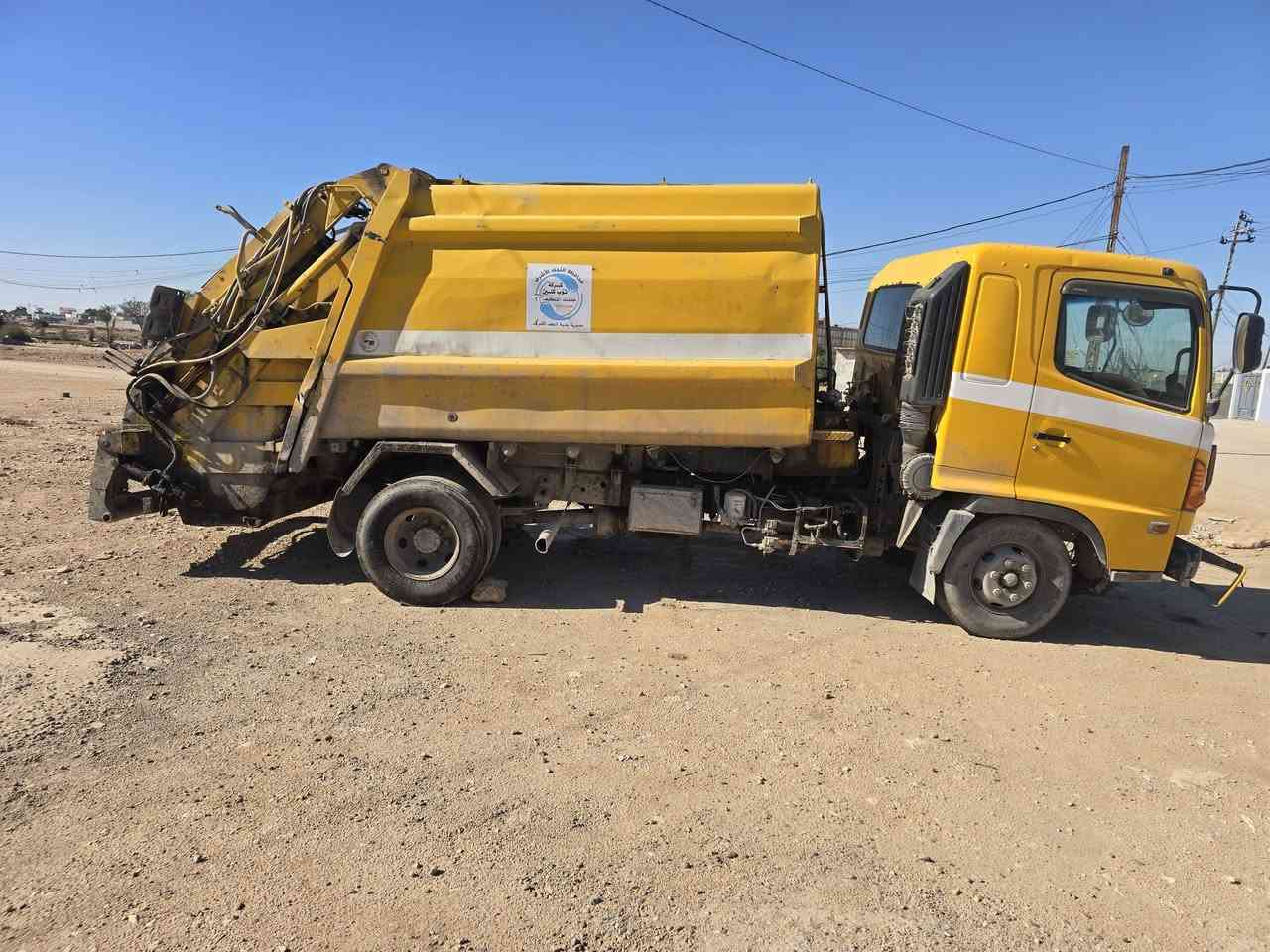 السلام عليكم سيار هينو للبيع على وضعه رقم بابل تخصصي محرك جديد فول عادي مكان نجف ***********
