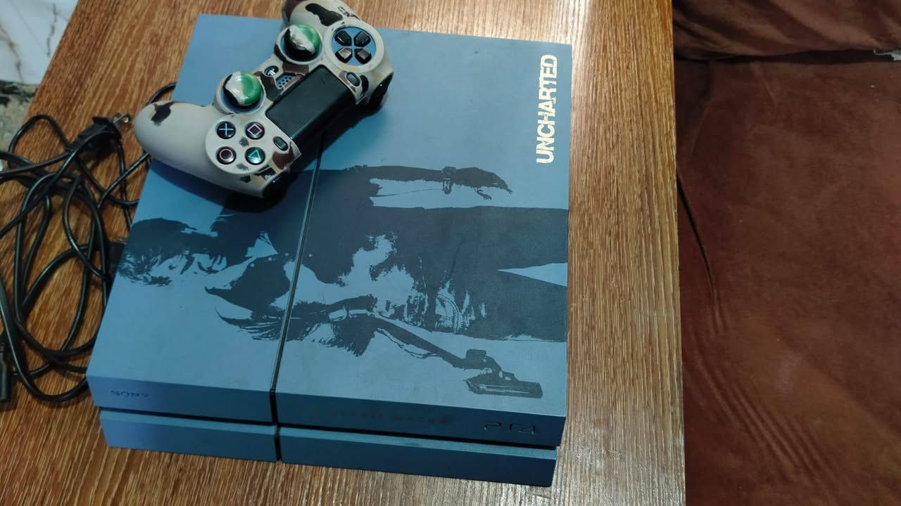 بلي فور الباب الأول جهاز لوك ستيكر نضافه فول ما مفتوح ولا بي عطل نهائيا ما مستخدم جان مضموم ذاكرة 500 ويا قرص وجوستك وكارتون ماته السعر 250 العنوان البصرة الاتصال ***********
