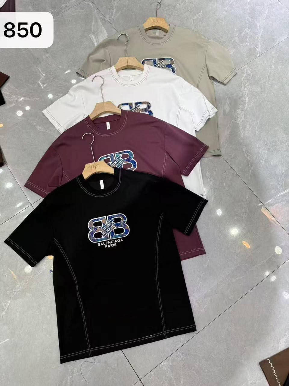 بدي صيني ماستر كوالتي ماركات

قياس XL  -- 3XL

الدرزن 12 قطعه ب125 الف


**إذا كنت صاحب هذا الإعلان وتريد حذفه لأي سبب، رجاءا أرسل رسالة إلى الدعم الفني**