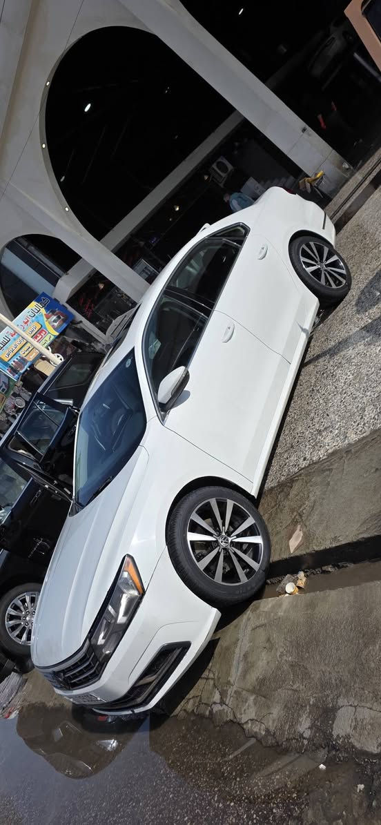 للبيع باسات 2018 se
مواصفات فول 1/1
سلايت 
بصمة تشغيل بصمات أبواب
كشنات جلد + هيتر كشنات
فول تحكمات استيرن 
محرك 2000 تيربو 
ماشية 107 mi
ضرر السيارة سرقة بامريكا جاملغات امامي وبوند 
وبيها بارد باب الخلفي اليمين قياس شبر  بلا معجون 
بدون اربكات
السعر 153 $ وبي مجال 
العنوان الموصل 
رقم الموبايل ***********
