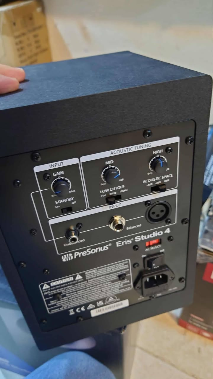 KORG Pa3x Super Oriental Ram 256
كورگ ثري اكس برو  سوپر اورينتال رام ٢٥٦
مع ملحقات جنطة مدرعة وستاند وسماعة وسوكتات  او مراوس بي اي جهاز حسب القناعة  مكاني  بغداد 
البيع سعر ١٢ ورقة 

الجهاز خارق النظافة 
ومفول سيتات روعة

اي استفسار تفضل خاص .


**إذا كنت صاحب هذا الإعلان وتريد حذفه لأي سبب، رجاءا أرسل رسالة إلى الدعم الفني**