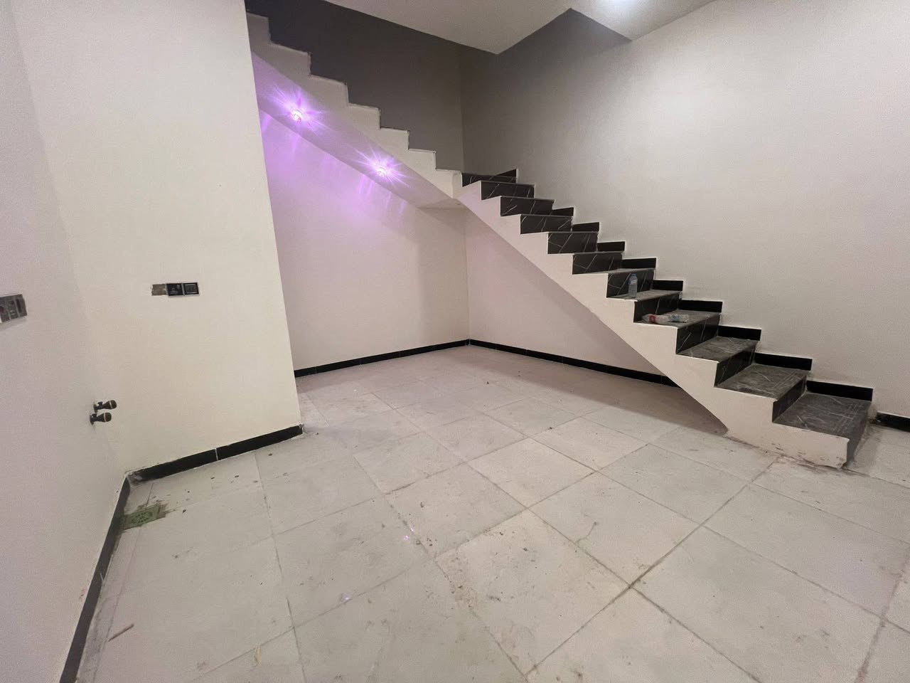 150متر شارع زين العابدين سعر68
ابي مجال ***********
