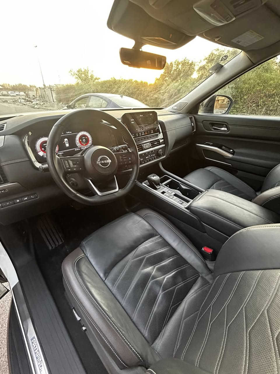 السلام عليكم
للبيع نيسان باث فايندر رقم بغداد 

2023 ماشيه 40  الف مايل 

حادث دعاميه اماميه فقط بيها بارد و تكحيل موضح بصوره 

مواصفات بلاتنيوم معروفه اعلى مواصفات

بصمه دخول وقفل ذكي 

مري شفط وجام قلاب مع البك 

كامرات 360 

رادار خلفي وجانبي وأمامي 

كشنات تدفئه و تبريد 

كشنات خزن ميموري

كشنات خلفي منفصل 

أناره محيطيه 

بردات خلفيه 

داتا شو تفاعلي 

فتحه وبنرامه 

كشنات جلد 

مرايه تعتيم 

حساسات امامي خلفي

صندوق كهرباء

سستم سماعات Bose 

شاحن وايرليس

بعد بيها مواصفات هواي 

مكان السياره بغداد البلديات رقمي ***********
سعر290  وبيها مجال قليل
