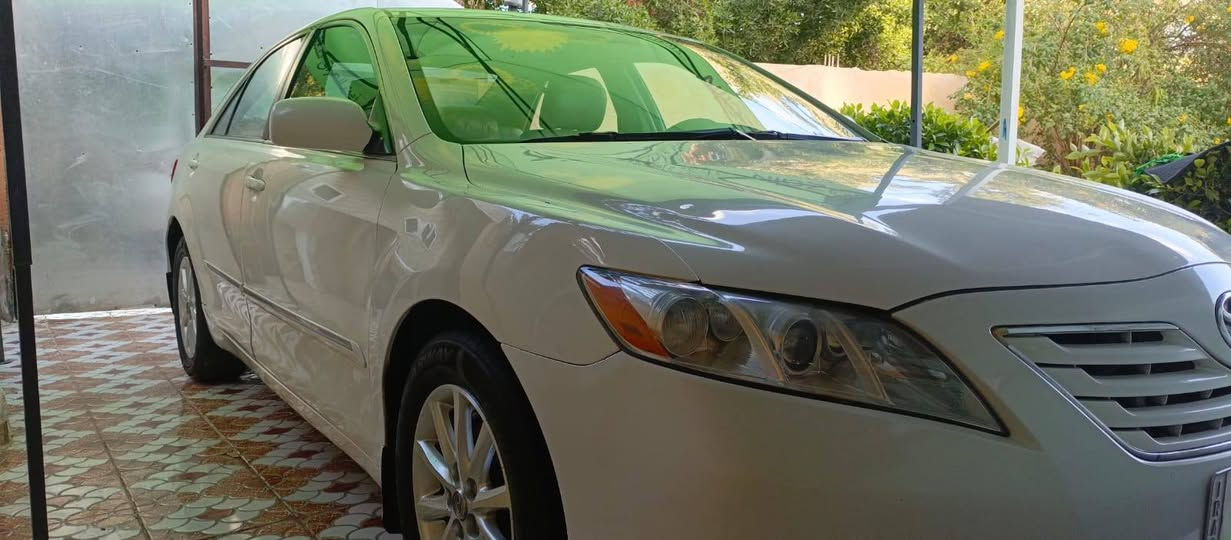 كامري موديل 2008 صبغ بنيد وجاملغ ايمن ونص من الباب حادث امريكا سطحي بدون دواخل 6سلندر ماشية 110  السيارة كلش نظيفة ومابيه اي نقص تخم تاير كير و محرك كله مكفول رقم بغداد السعر 103 وبيه مجال الاتصال على الرقم ***********
