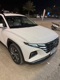 توسان ٢٠٢٤ • ماشيه ٣٠٠٠٠ • وارد خليجي