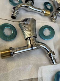 ١٠ حنفيات • فولاذ • ربع كيلو