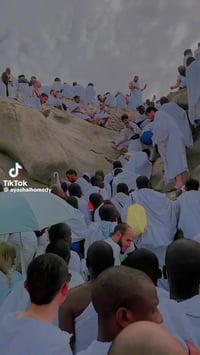 يعلن لكم مكتب الحاج عرب الحصوب للحج والعمرة  تنويه تنويه تنويه تسليم ا...