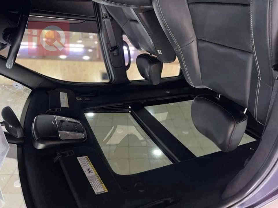 مكلف بل نشر رقم صاحب السياره
***********
