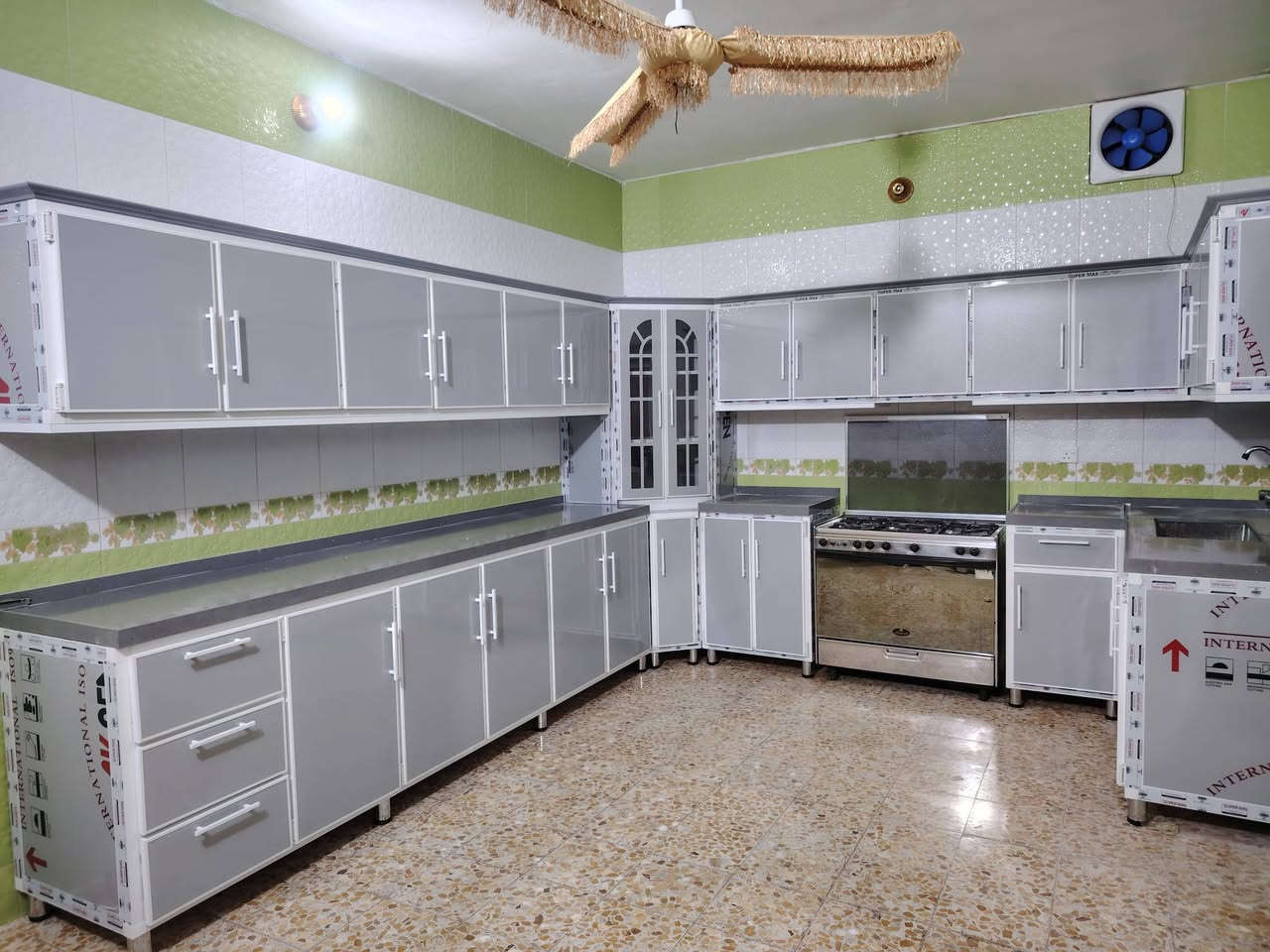 معمل المنيوم اللامي الاستفسار *********** العنوان كوت الطشاش قرب شارع القاضي
