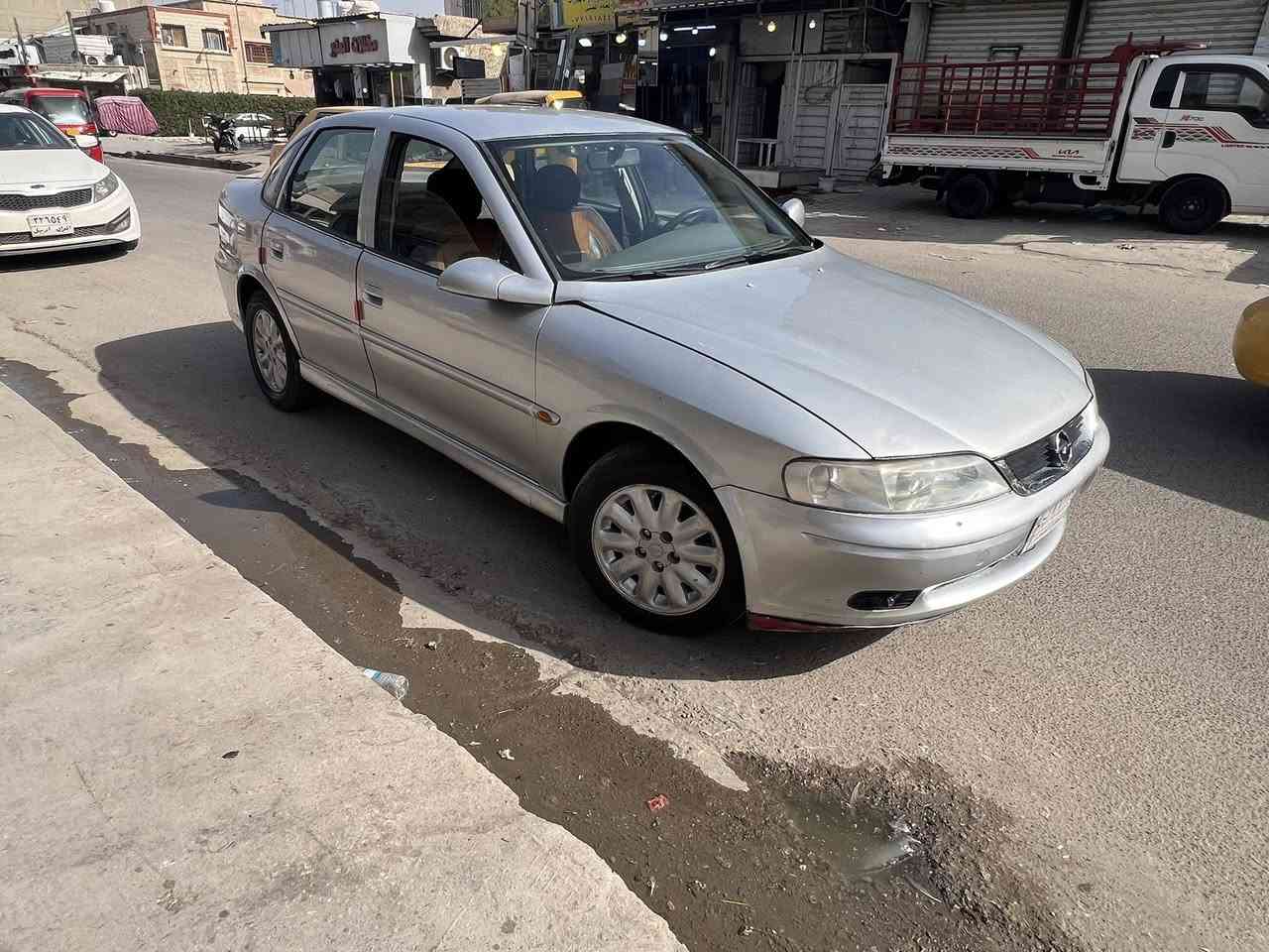 اوبل فكترا موديل ٢٠٠٠
كير اوتو محرك ١٨٠٠ مفتوح مصبوطات 
صدر امامي خلفي مضبوط 
دواخل نظيفه جام اوتو 
سيدي بلوتوث اوكس 
سنويه مشروع وطني 
مكانه بغداد / الغدير 
للاستفسار ***********
السعر ٤٥
