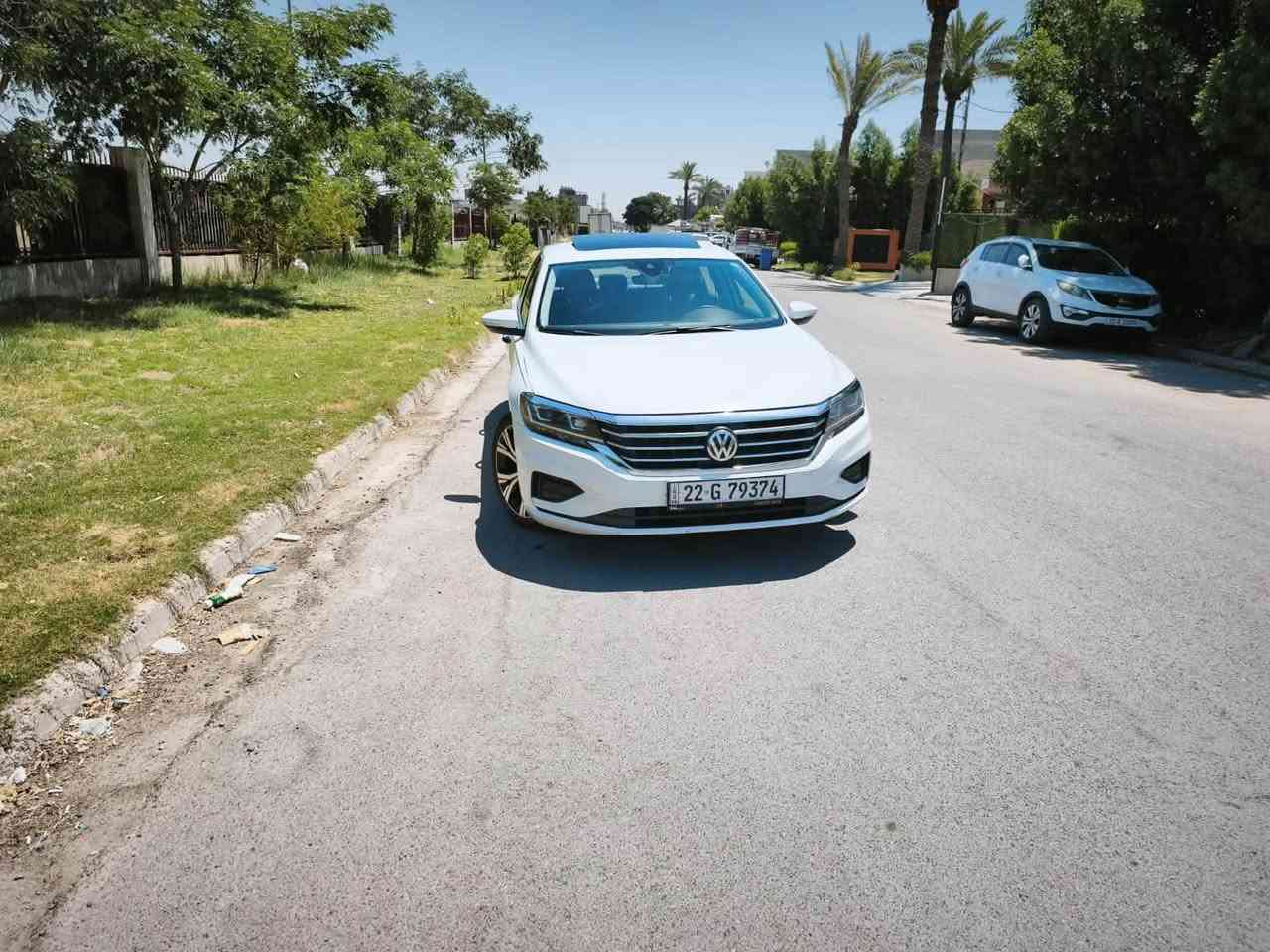 سلام عليكم
VW باسات موديل ٢١ كلين 
ماشية ٧٣ الف مايل
تايتل دخول ابراهيم الخليل 
على ايدنة الترقيم لحد الآن سيارة خير من الله
موصفات SE+
بصمة تشغيل و ابواب و صندق
لد امامي + خلفي
لايت زنون بلادي 
لايت اوتو ( من تفتح عالي تجي سيارة عكسك يطفى العالي)
لغة عربية بلاد
رادار امامي مانع تصادم 
مرآة داخلية عاكسة للضوء
قيادة شبه ذاتية ( تحديد مسار بس يرادلة برمجة لأن مبدل جامة امامية)
رادار خلفي اوتو بريك 
رادار جانبي ( نقطة عمياء)
اشاير بالمري 
شاشة كبيرة تدعم نظام كار بلي
كامرة خلفية 
تبريد امامي + خلفي
كشنات جلد + كشن السائق كهرباء
ستيرن رياضي حرف D
منافذ USB امامي + خلفي
تشغيل عند بعد 
سلايد روف 
ويل كب ١٨ بلادي 
السيازة جاهزة خير من الله 
بيهه بارد بالچملغ الامامي الايسر و الباب
مكان السيارة بغداد حي الجامعة
او معارض البياع لعدم التفرغ ( معرض عامر محمد )
***********
***********
