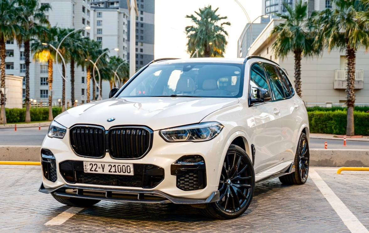 وحش الشوارع  X5 M50i 
٨ سلندر توين توربو  موديل ٢٠٢٢ 
ماشية ٧٥٠٠٠ كم 
مغلف PPF بالكامل 
فول مواصفات 
داخل احمر لونين بلادي 
بانوراما 
كاميرات ٣٦٠ 
رادارت 
مقاعد هيتر + تبريد 
سماعات harmon/kardon 
صندوق كهربائي 
عليها اضافات كاربون فايبر : لحية + دفيوز + دوسات + سپويلر 
قطعة وحده صبغ بدون دواخل بدون ايرباك 

التواصل عبر الواتساب  ***********

🔴 علق سوف يوصلك الرسائل سعر
