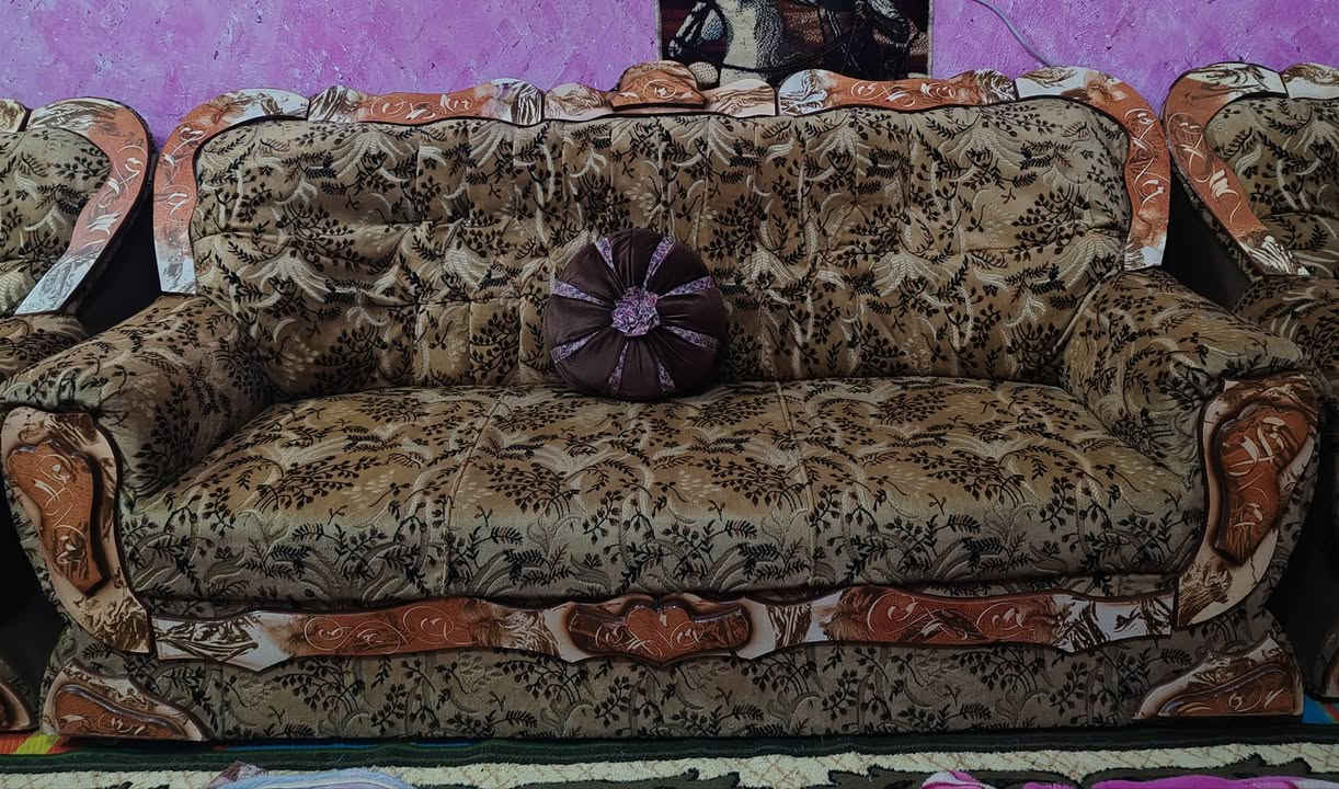 السلام عليكم قنفات للبيع تحتوي على 6 قطع 4 زغار و2 كبار مع كوشايات عدد 2 مع تلبيسه زائدآ طبلات المكان الزبير السعر 450 بيهن مجال


**إذا كنت صاحب هذا الإعلان وتريد حذفه لأي سبب، رجاءا أرسل رسالة إلى الدعم الفني**