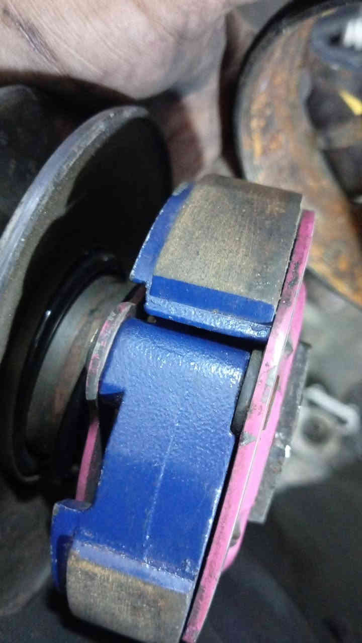 غراض مال سكنس مال حاوية إلي يعجبة شي خلي يراسلني خاص او الاتصال توصيل موجود بكل مكان  مكاني بل الاعظمية بشارع الضباط قرب جامع العساف ***********
