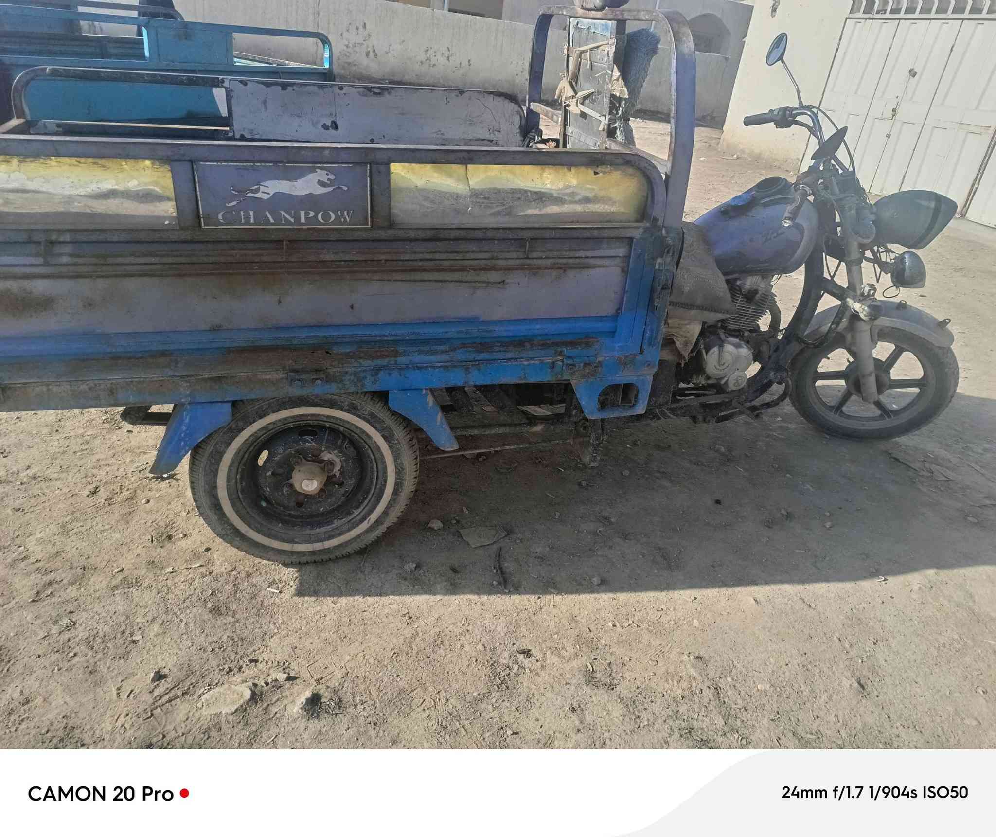 ستوتة صقر بترة لبيع موديل 2017رقم سنوية جديدة جاهزة  ديوانية دور النسيج  للاتصال على ***********/***********
