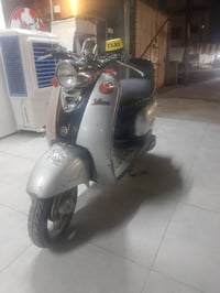 دراجه للبيع كلاسك فحل كامله مابيهه اي نقص  شغاله سلف وهندر كفرات ابلاد...