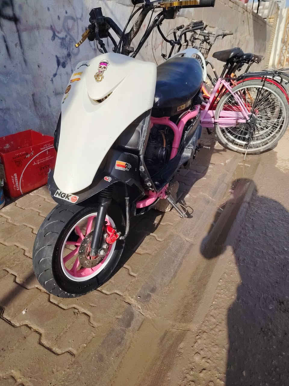 عدله مال العب بوشه 55دراجه فول. مكينه شلعه. نكره سلف. ماعايزه برغي. مكان الدوانيه الحمزه الشرقي. ب٤٥٠. وبيه مجال.


**إذا كنت صاحب هذا الإعلان وتريد حذفه لأي سبب، رجاءا أرسل رسالة إلى الدعم الفني**