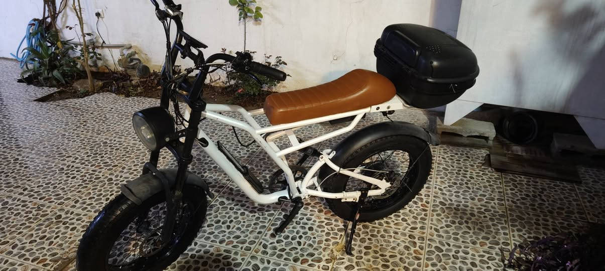 پایسکل شحن اۆرپی مواصفات باتری لیثیوم ضمان باتری 5اشهر برمجه یدویه ملف 1500 سرعه 70حقیقی مکان کرکوک سعر 900الف


**إذا كنت صاحب هذا الإعلان وتريد حذفه لأي سبب، رجاءا أرسل رسالة إلى الدعم الفني**