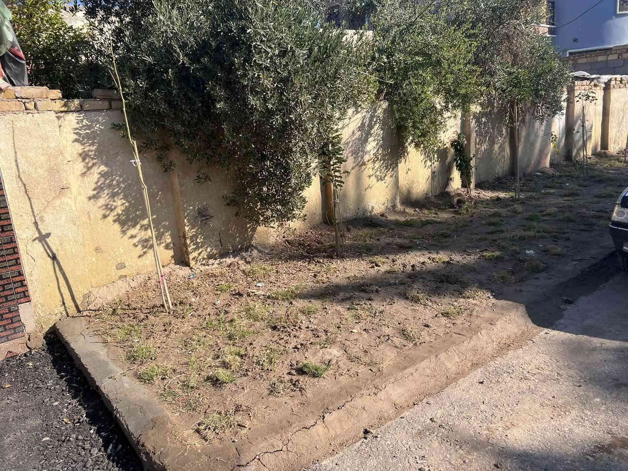 عقار للبيع طالو صرف  مكان منطقة  ام طباشي مقابيل بانزين  خانة الشموس اول فرع نزلة مدرسة ١٤ تموز  
***********
