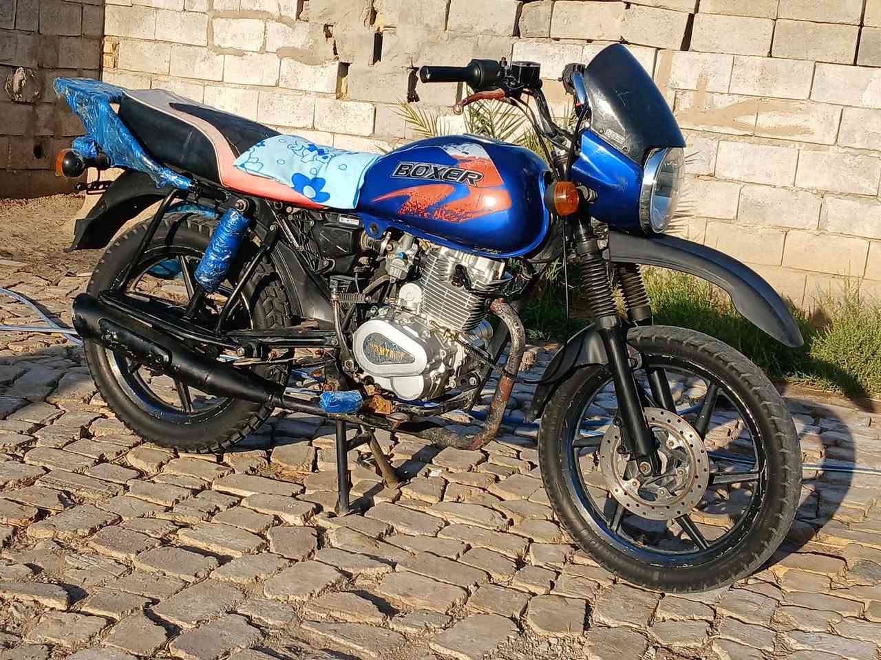 دراجه بوكسر موديل 2021نضافه فول أوراق اصولي كفاله عامه مكان ميسان قرب صيطره ♕ ***********
