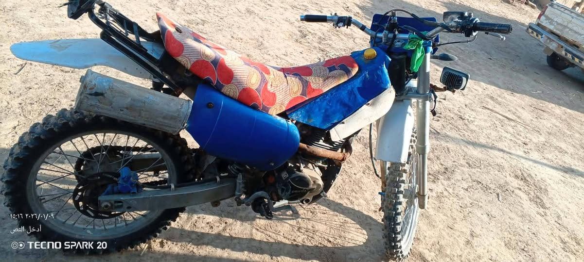 سلام عليكم.  للبيع. قفاز  محرك 200  تخم تاير جديد  دراجه شقاله  لايت  هندر سلف  بدون اوراق السعر 400
مكانها ناصريه سيد دخيل
رقم صاحب الدراجه ***********
. اني مكلف بنشر
