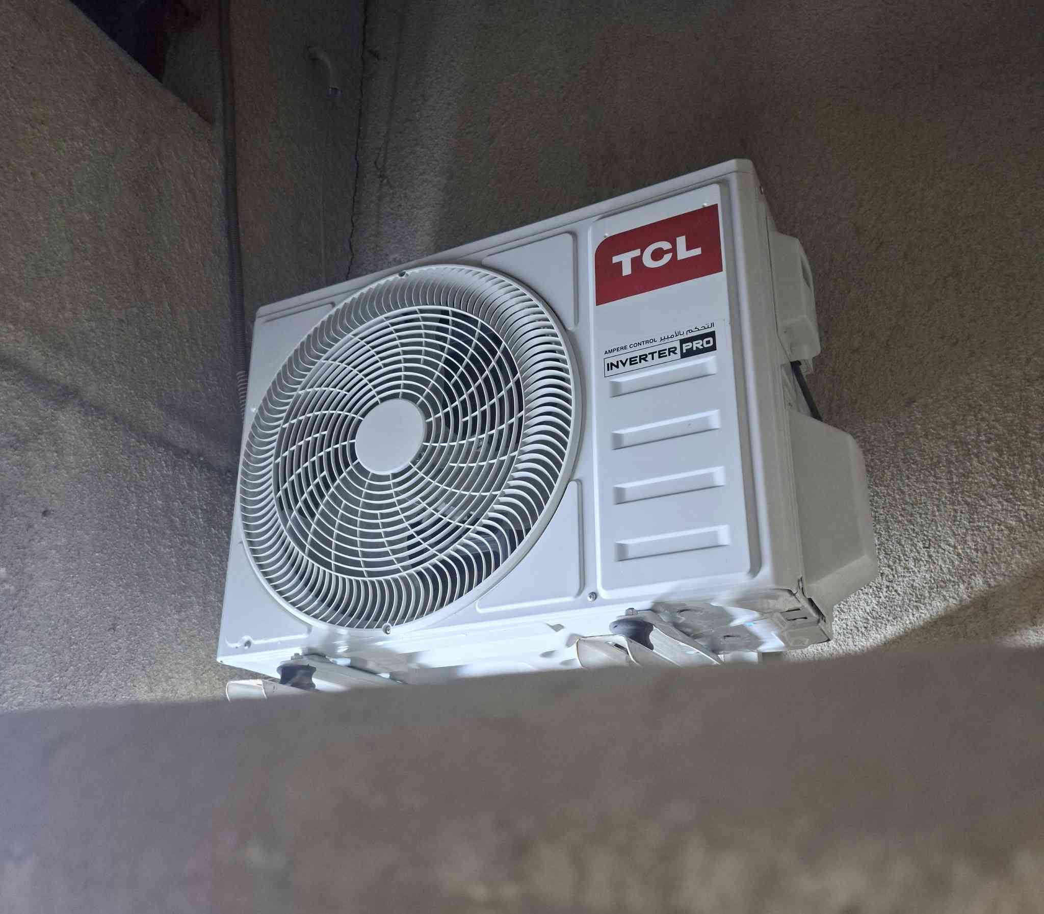 السلام عليكم تنصيب وصيانه جميع اجهزه التكييف والتبريد مع عمل الفاكيوم العمل داخل بغداد اللاستفسار رقم ***********
