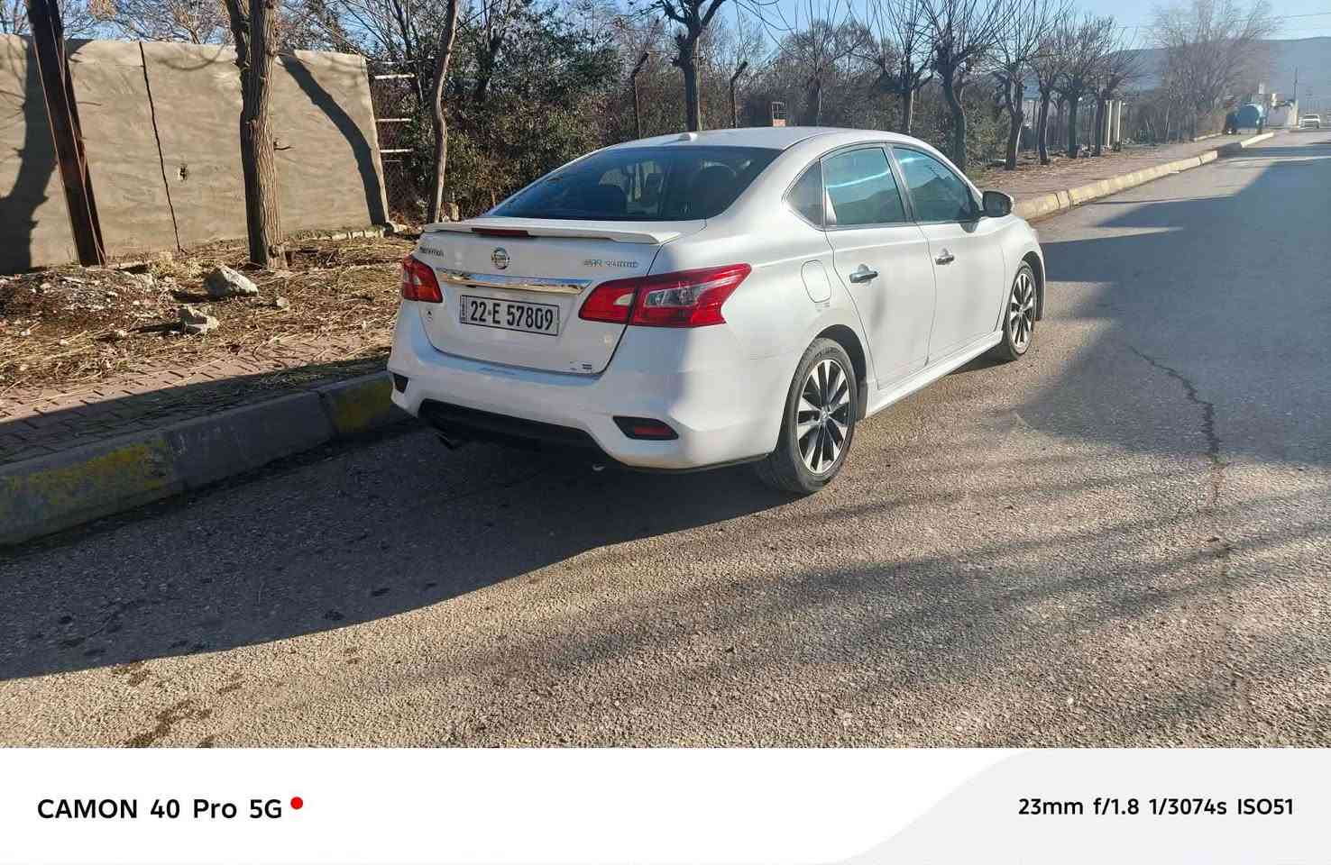 سێنترا 2017 SR پڵەس
مواسەفات SR plus 
مەکینە ١٦ تۆربۆ
فول فول
بەسمە
شغال
سڵاید
کوشن جڵد
کوشن هیتەر
شاشە گەورە
کامێرا
سەماعە بۆس
بۆنیتو چەمەلەغ بۆیاخە
یەکقرچی پێشی هەیە
بێ ئێرباگ تەقین
سەنەوی تازە بەسەرچووە
ڕەقەمی تازەیە
0774 152 3143
0750 857 5548
نرخی ١١١ گەڵاو معامەلە
شوێن بازیان السليمانية, العراق
