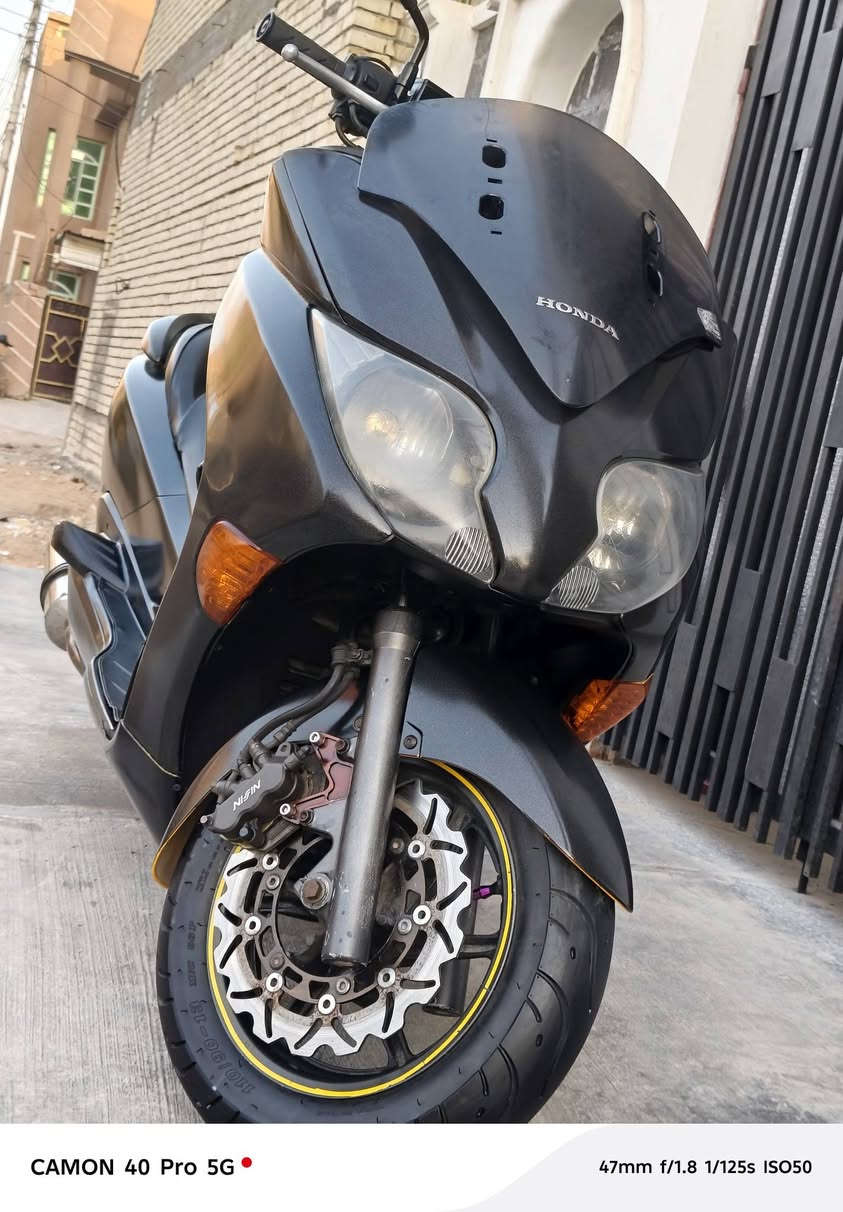 شباب دراجه فورزه صفر 10 للبيع لدراجه مكفوله مكينه وكير  لكفرات نضيفه بس نقص لتريشه ليسره هم موجوده بس طاكه من نص حبايب لدراجه مسويلها ادامه كلها من كلجات امامي وخلفي وبلك جديد ودهن جديد ومي راديتر كامله مكمله ترايك وين متريد لسعر 15 ورقه وبيها مجال للشراي مكاني بغداد ابو غريب للتصال *********** متواجد عل ماسنجر
