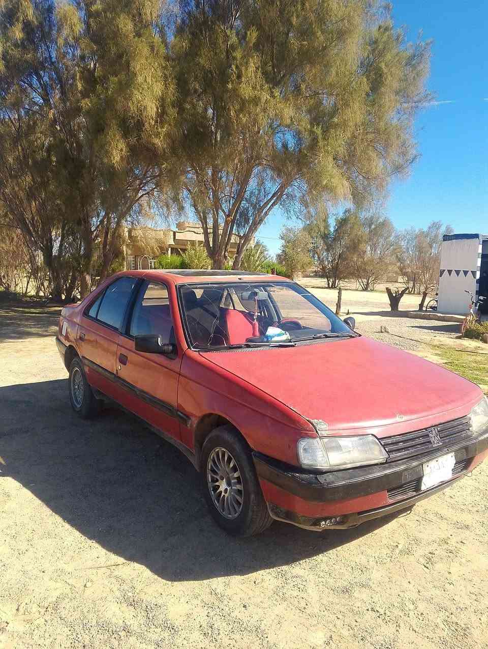 سلام عليكم بيجو 405 للبيع سياره نضيفه السعر 15/ ***********
