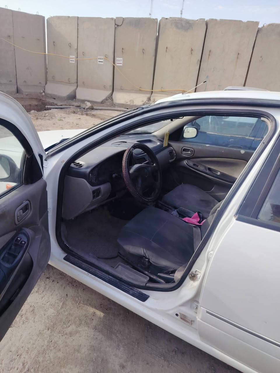 اعيد انشر بسبب الوعود الكاذبه سني موديل 2002 مصبوغه عام كير عادي محرك 1600 قبق اسود المرقوب         تبريد شغال  سياره جاهزه  مكانها الفلوجه  او بغداد لا استفسار اتصل ***********
