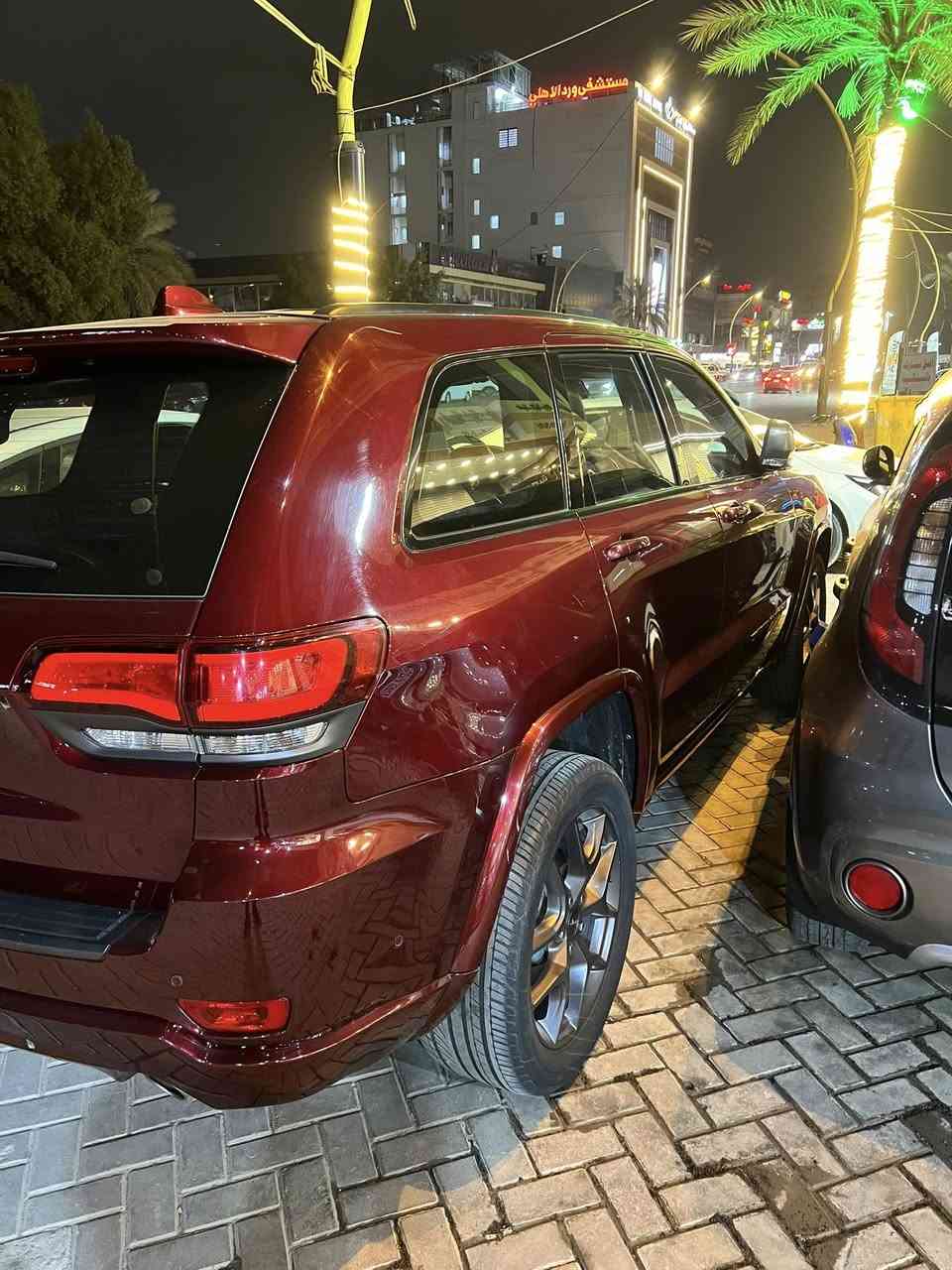 خليجي موديل 2021 السياره فول مغلفه بي بي اف ماشيه 45 الف بيها فقط صبغ جاملغ وباب للاستفسار. *********** السعر 290 وبيها مجال
