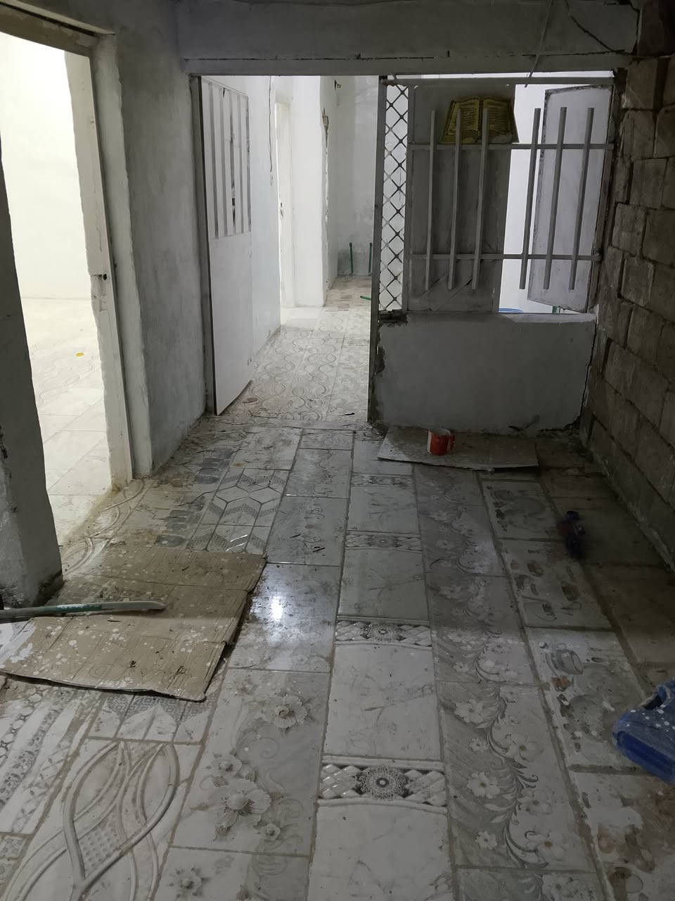 بيت تجاوز من جهة اللطيفيه للبيع مي +
 ومجاري كله جديد ***********
***********
