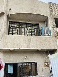 بيت مساحه ١٠٠في الاورفلي متكون من طابقين  طابق الأول كراج واستقبال ومط...