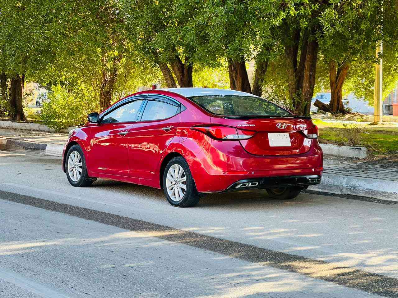 انتره مديل2015وارد خليجي سعر 94 قابل التفاوض ***********بيه رش صبغ جماليه مكفوله من الضربه سياره جديده وجاهزه من كلشي بدون دواخل مكينه  وكير كفاله حداديه جديده تخم تاير جديد مواصفات شاشة كامره دواره داخل بيجي حساسات مامي وخلفي سنويه ال٣٠ مكان سياره كربلاء المقدسة
