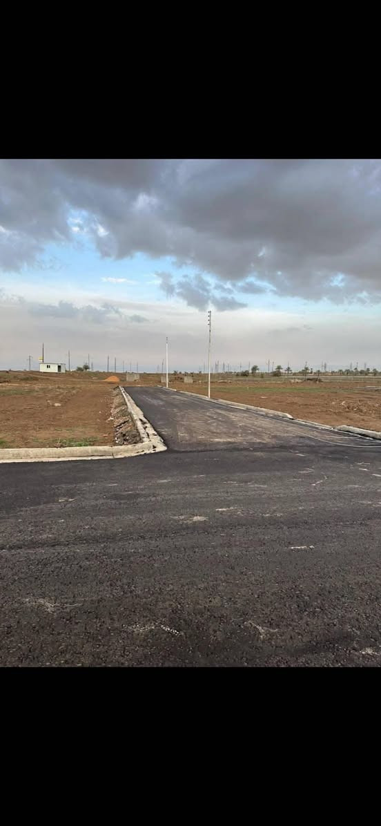 المشرق. للتطوير العقاري.🏗️

قطع اراضي للبيع. ملك صرف زراعي🏕️

مقابل مجمع بسماية📍

200م

واجه10م نزال 20م
تتوفر جميع الخدمات. ماء .كهرباء.مجاري ⛲️
 

وتتوفربالقرب منهاا مدارس وروضه ومتوصف طبي🏥 
مع جميع الموافقات الامنية🪪 

تبعد عن الشارع العام 50م

نضام البيع نقداً وقسطً

السعرالارض 27.500مليون دينار عراقي نقداً

سعر القسط 35 مليون دينار عراقي 
يتم دفع نصف المبلغ 
والباقي علة شكل اقساط  
 500الف دينار كل شهر

الاستفسار على الارقام التالية📞📞

‭***********‬
***********
المشرق للتطوير العقاري الاعضمية سبع ابكار مجاور مطعم هم هم📍
