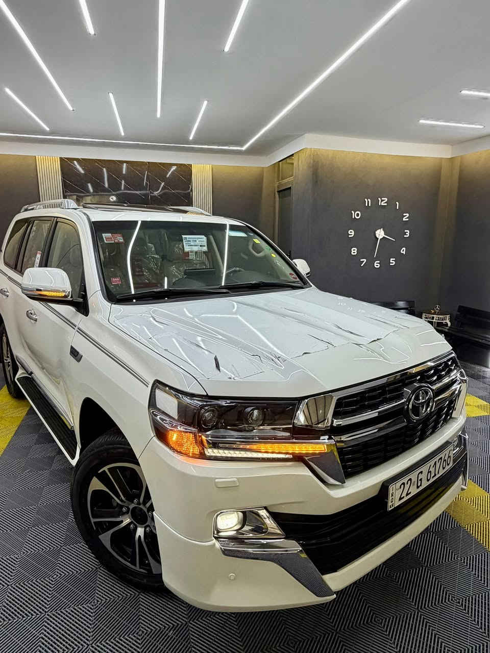 ‏ Toyota Land crusir  2021 65,000km
    Grand turing
گراند تورينگ🔷

اللَّهُمَّ صَلِّ عَلَى مُحَمَّدٍ وَعَلَى آل مُحَمَّدٍ
ماشاالله تحدا شرط ماكو هيج نضافطها
ملاحظه / بدون مراوص
رقم / ***********
مكان/سليمانيه 

🔷تويتا لاند كروز  _ 2021 _ فطيم درجه أولا 
🔷سياره مواصفات (فطيم درجه اولا)
🔷 سياره (2) كوشنات كهرباي (٣) دگم
🔷سياره (8) ايرباكات _ (٣ ) شاشات
🔷سياره مكفول كفاله عامه دعامي لي دعاميه  
🔷محرك (6) سلندر  
🔷بدون صبغ .. بدون بارد .. بدون شخوت 
🔷بدون حالوب .. بدون رمل مكفوله كفاله 🔷سياره بص ماشاالله نفص زيرو
🔷غراضات كامل موجود  هيدفونات موجوده +  كتلوكات موجود +عرضيات موجود

🔷سياره ماشيه 65,000 الف كيلو حقيقي
🔷4 اطارات و ويل جديد شريكه مامفتوح
🔷سياره داخل بيجي كوشنات جلد

🔷سياره محرك بشرت مامفتوح جديد جديد
🔷 محرك (V6) 
🔷سياره حيل نظيفه كلشي علي بلادي اوك

🔷مواصفات
(بصمه + الانزلاق + كشن جلد  + ثلاجه + زينون + هواء مزدوج + نيظام ايكو +
حساسيه الديك الموخره مرايات + فتحه ..
تشغيل عن بعد +  باب بصمه + باب خلفي كهرباي )

🔷نظافه  ١٠٠٪ كامل سيرڤس بدون نقص و مصرف

🔷سياره مال بيت أي نقص مابيها

🔷نفس اليوم / تحويل و وكاله حاظر مباشر
سنويه جديد 
🔷 سياره داخل / سليمانيه 
🔷رقم /***********📲
سعر:558
