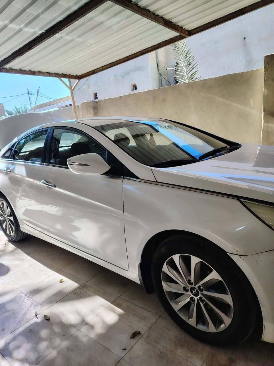 سلام عليكم سوناته للبيع مديل 2014
رقم اربيل القديم 
مكينه 2400+كير جدد 
حداديه +تخم تاير +باتري جدد 
سياره جديده ومكفوله ماعدا دحجات بصيطه 
السعر 142وبيه مجال 
***********متوفر واتساب
