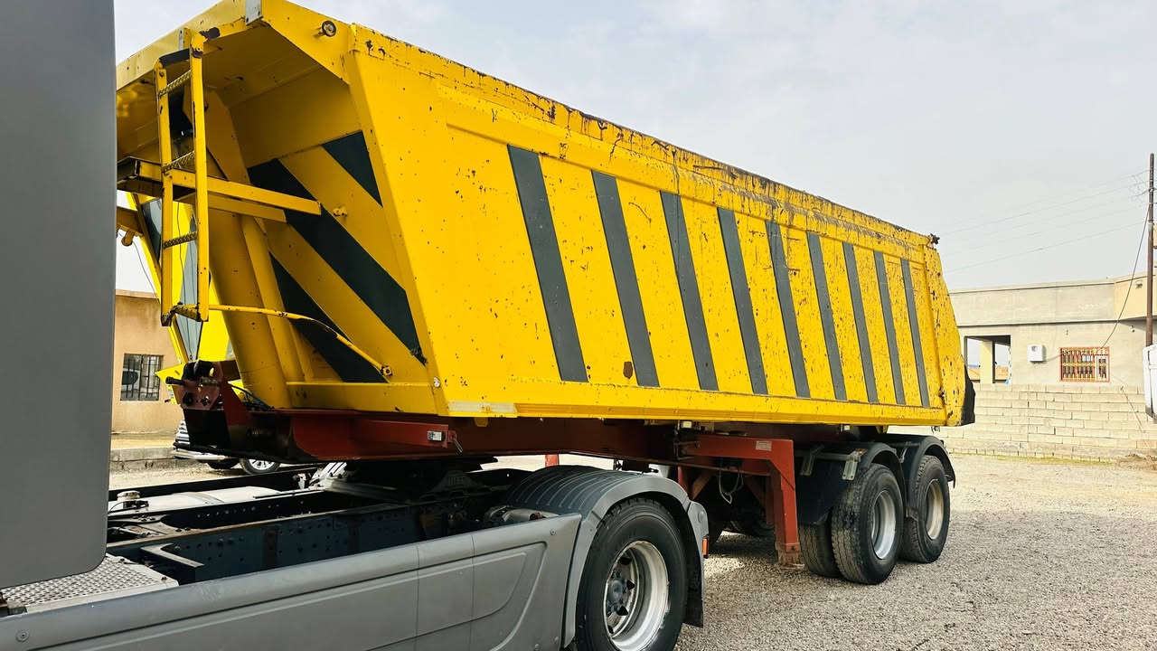 اسلام عليكم للبيع نساف كامل لشقل تايرات نص عمور 27 متور ناساف جاهز السعر 115 وبي مجال الاستفسار الاتصال علا الرقم  ***********
