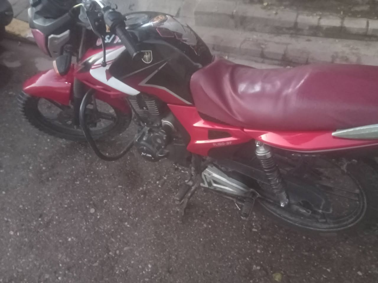 دراجه للبيع كامله كمرك بيه بس سجل ***********
