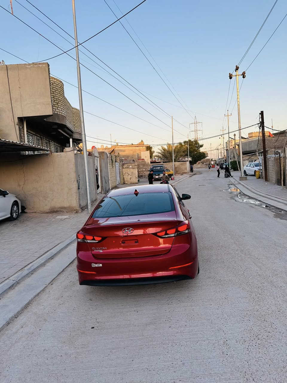 سلام عليكم 
النتره لبيع مديل 2017سونار مرفق بل منشور سياره جديده بسمي رقم دولي هزه ورقم جديد تخم تاير جديد قبل 5ايام شاده حداديه مكينه كير بل كارتون كفاله تبريد ثلج ❄️ حادث سياره بنيد ابدل نفس لون مال كصه وجاملغ نفسه مصلح وباب اكلير من خارج بدون دواخل وبيها شويه بل هلال الوره مال اثر شخوط ما محسوبه قطعه اني صابغها جماليه السعر 118وبيها مجال كلش بصيط مكان سياره كربلاء طوريج سياره مال جناي ما مشتغله تكسي اسياره تخذها تترحملي عليها +متصرف عليها دينار تفاصل اكثر تصل وتدلل ***********
