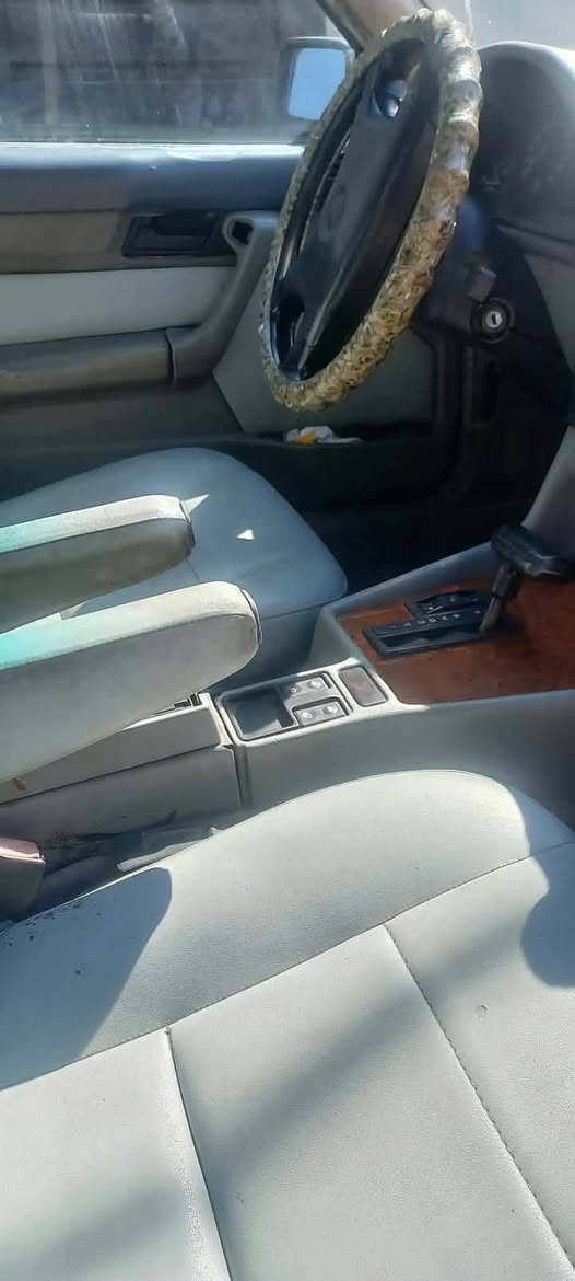 للبيع BWM حجم 225  محرك 28كبس كير اتوماتيك كير ومحرك شرط جديد مصبوغه جماليه احزام سقف ما مصبوغ ويل كب خليه اصلي طخم الامامي جديد طخم الخلفي تعبان مكفوله من الحادث اي حادث ما بيها بيها طخه خفيفه بجاملغ الخلفي واضحه بلصوره ما مصلحه السياره باسمي نينوى مشروع وطني السعر 55 وبيها مجال بسيط
رقم صاحبها وبيه واتساب اني مكلف بالنشر ‪0751 870 6676‬‏ مكان السياره موصل حي سومر
