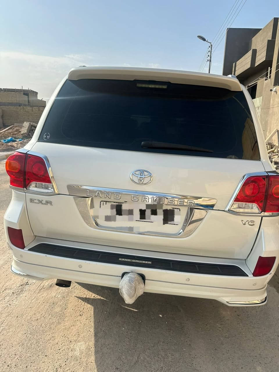 السلام عليكم
من رخصه الادمن المحترم
تيوتا لاندكروز 2014 رقم بغداد دولي ب اسمي السياره فول مواصفات ماعدا الفتحه
بيها جاملغ الايمن مبدل اصلي شركه لاداخل ولا دعاميه ولا بنيد 
السياره ماشيه 190 الف 
لاستفسار الاتصال على الرقم او مراسله واتساب
***********
***********
