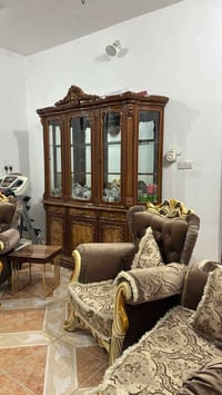 بوفيه • معرض • للبيع