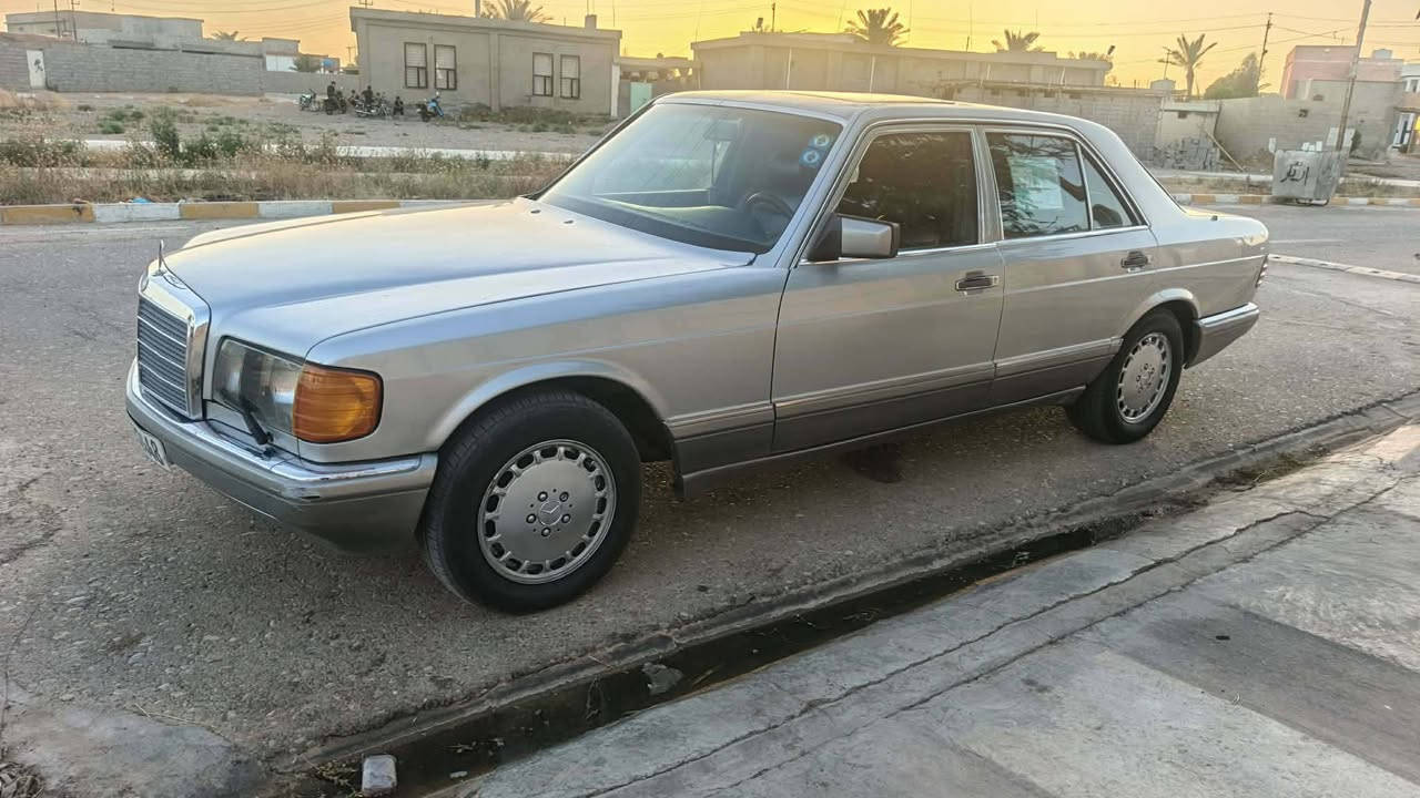 السلام عليكم ...مارسيدس جامبو موديل 1992 560V8.. البيع او مراوس حسب القناعة السيارة جديدة بيهة صبغ حزام الجمالية فقط حلوة السيارة داخل بل جيس جلد اسود سلايت كشنات كهرباء اريل وية فتحة السويج تبريد ثلج تخم تأير بل جيس ماكو شي ميشتغل بيهة كلة شغال السيارة جاهزة الخير 

رقم بغداد الدولي تحويل ثاني يوم 

العنوان . ديالى بعقوبة 

السعر . 95 وبيهة مجال الشراي 

رقم الهاتف..***********

متواجد وتساب وفيس
