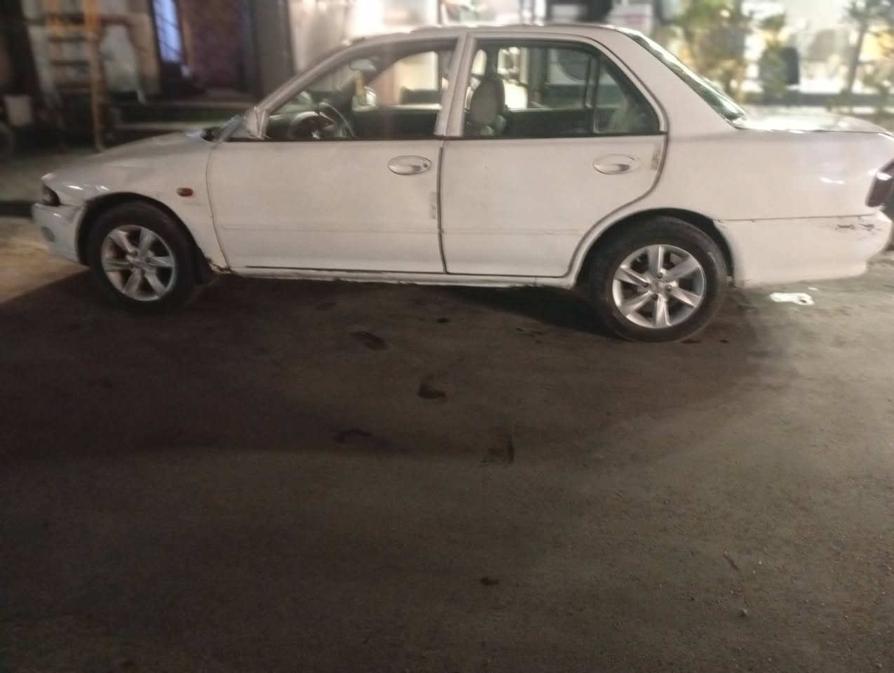 السلام عليكم بروتون 2001 للبيع 28 
كير اوتو رقم ***********
