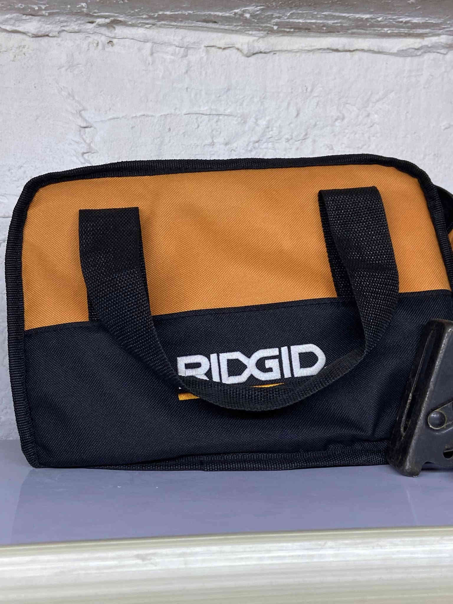 سلام و علیکم سیت ریجید کامل للبیع فحمە جدید مامستخدم تفاصیل بالفیدیو
***********واتساب
