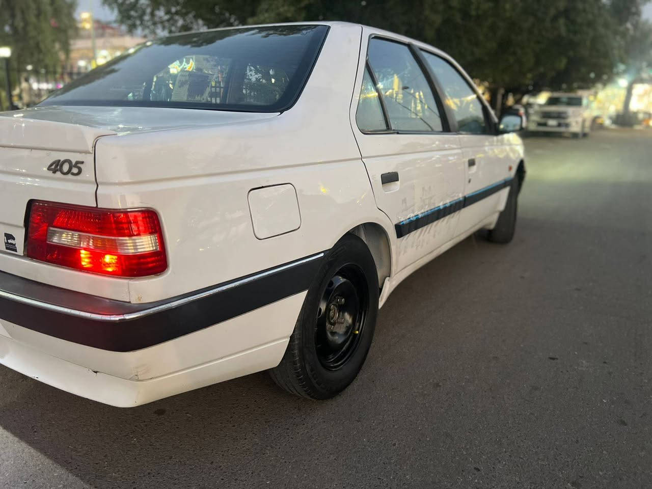 سلام عليكم بيجو لميس للبيع مكفوله 2012
رقم انكليزي جديد سنويه بسمي سياره اي نقص مبيها 
تبريد شغال 38وبيها مجال بسيط 
***********
بغداد
