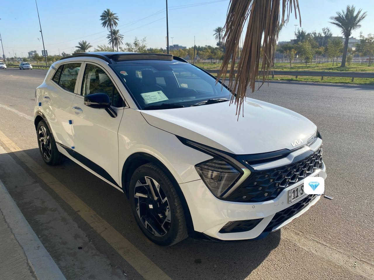 ﷽
السلام عليكم Kia Sportage كيا سبورتج 2023 جيتي لاين  
داخل اسود
بانوراما
كشنات جلد كهرباء
كشنات تدفئة 
تدفئة ستيرن
صندوك كهرباء
رادارت جانبية
قياده ذاتيه 
بصمة ابواب 
تشغيل عن بعد
حساس خلفي 
 حساس امامي
اوتو هولد
بصمه
5 وضعيات قياده 
وغيرها من مواصفاتGT  LINE 
ماشيه 31 الف كم 
السيارة خليجية مكفولة من الحادث والصبغ
السعر235$ وبيها مجال بسيط للشراي 
حبايب السياره جديده
العنوان بغداد الرصافه 
***********
***********
